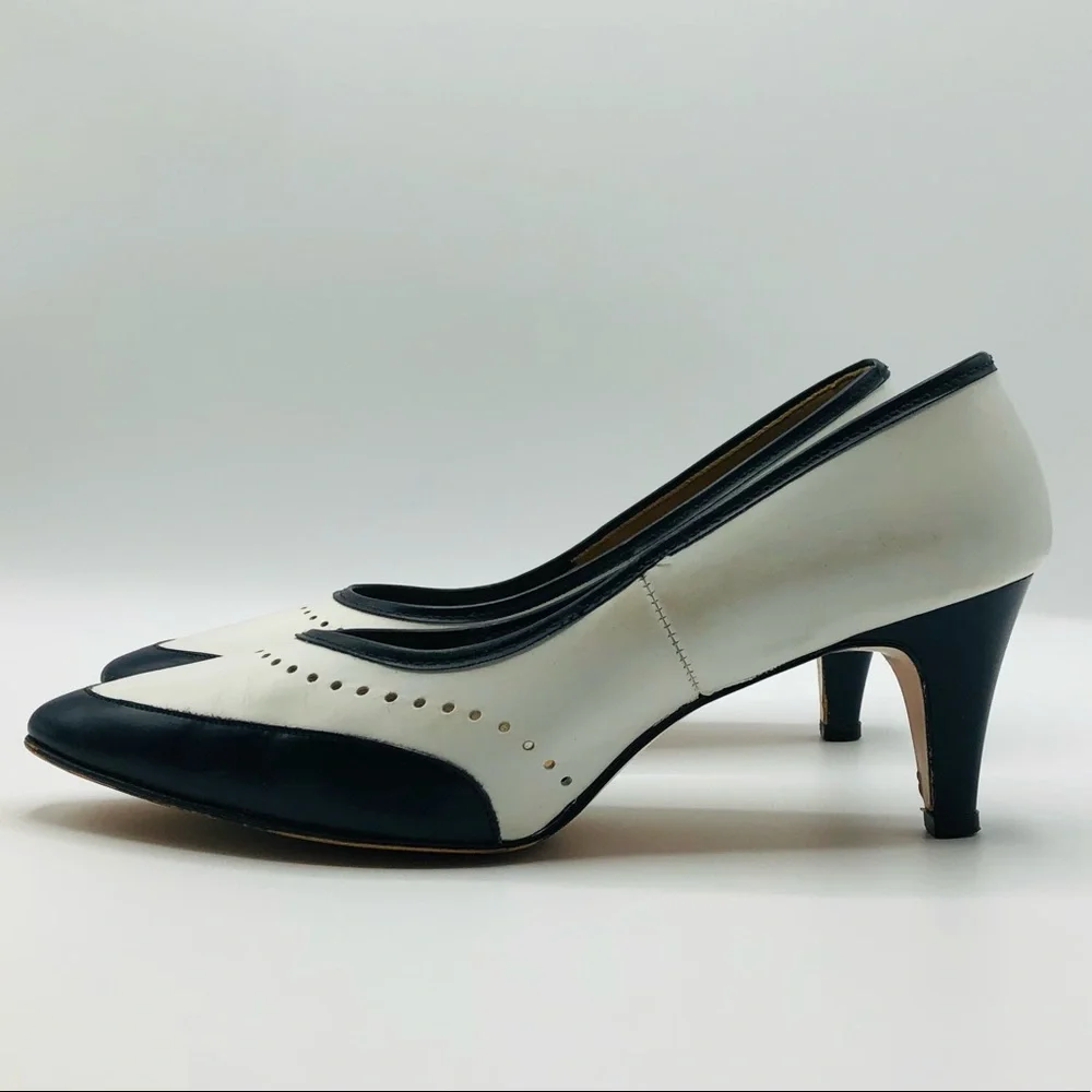Vintage 70s Vogue Brand Oxford-Inspired Heels - Picture 16 of 16